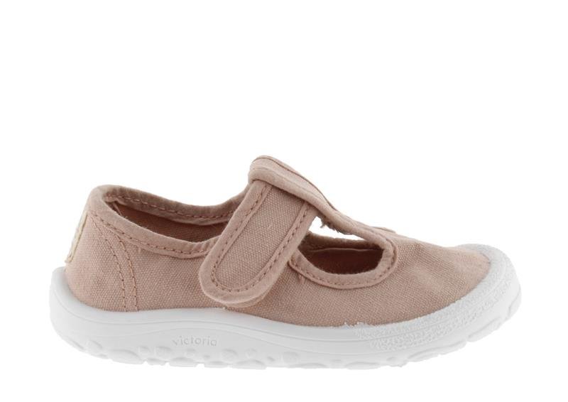 Victoria - 1370108 Barefoot